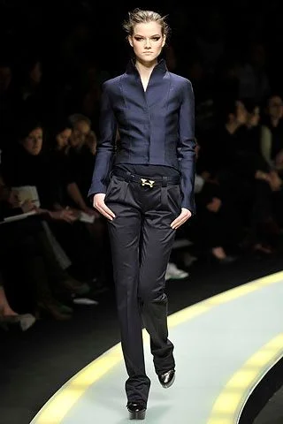 Look 13